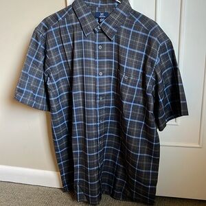 Men’s Short Sleeve Button Up - NEVER WORN!